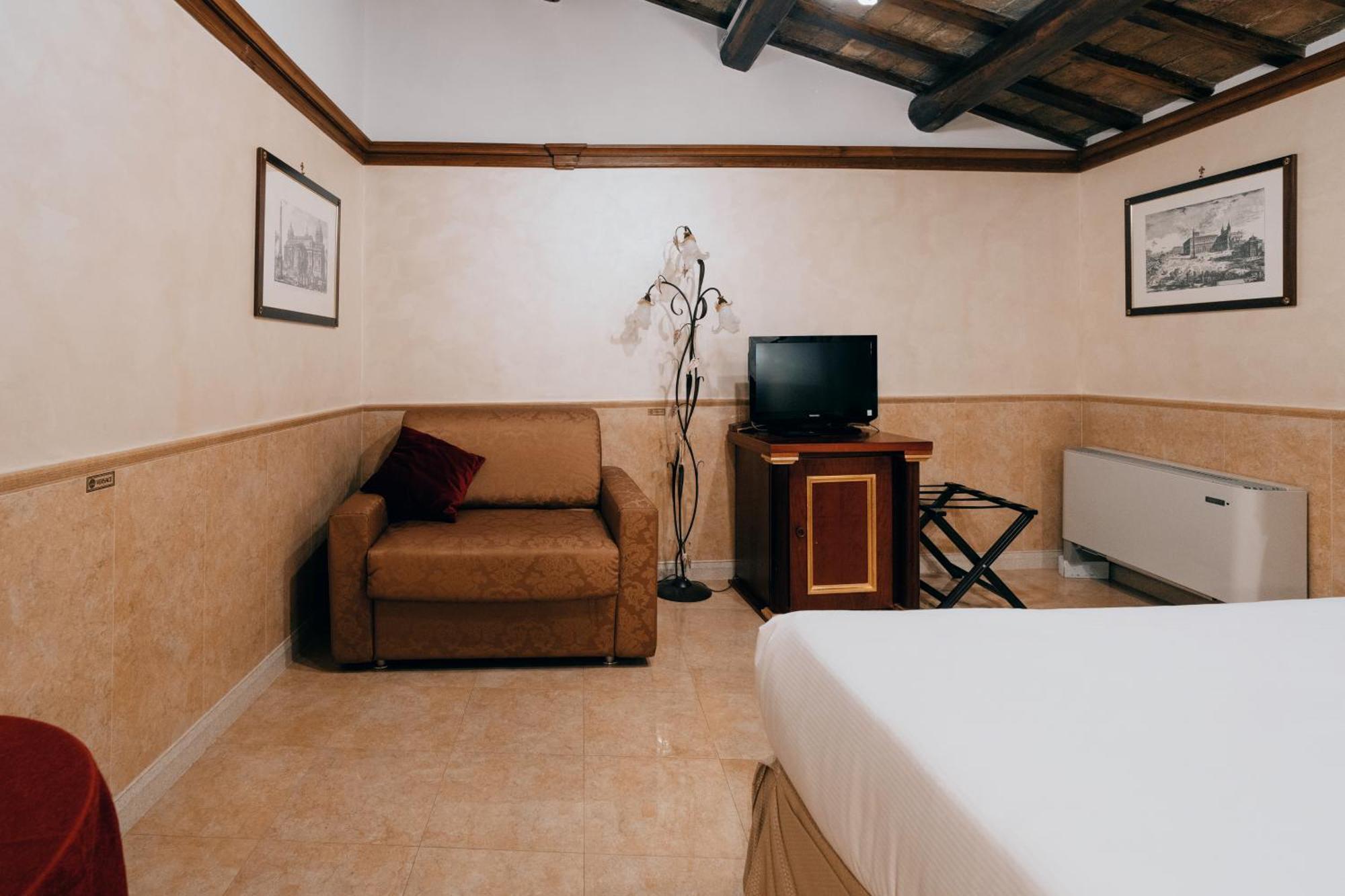 Hotel Pantheon Roma Esterno foto