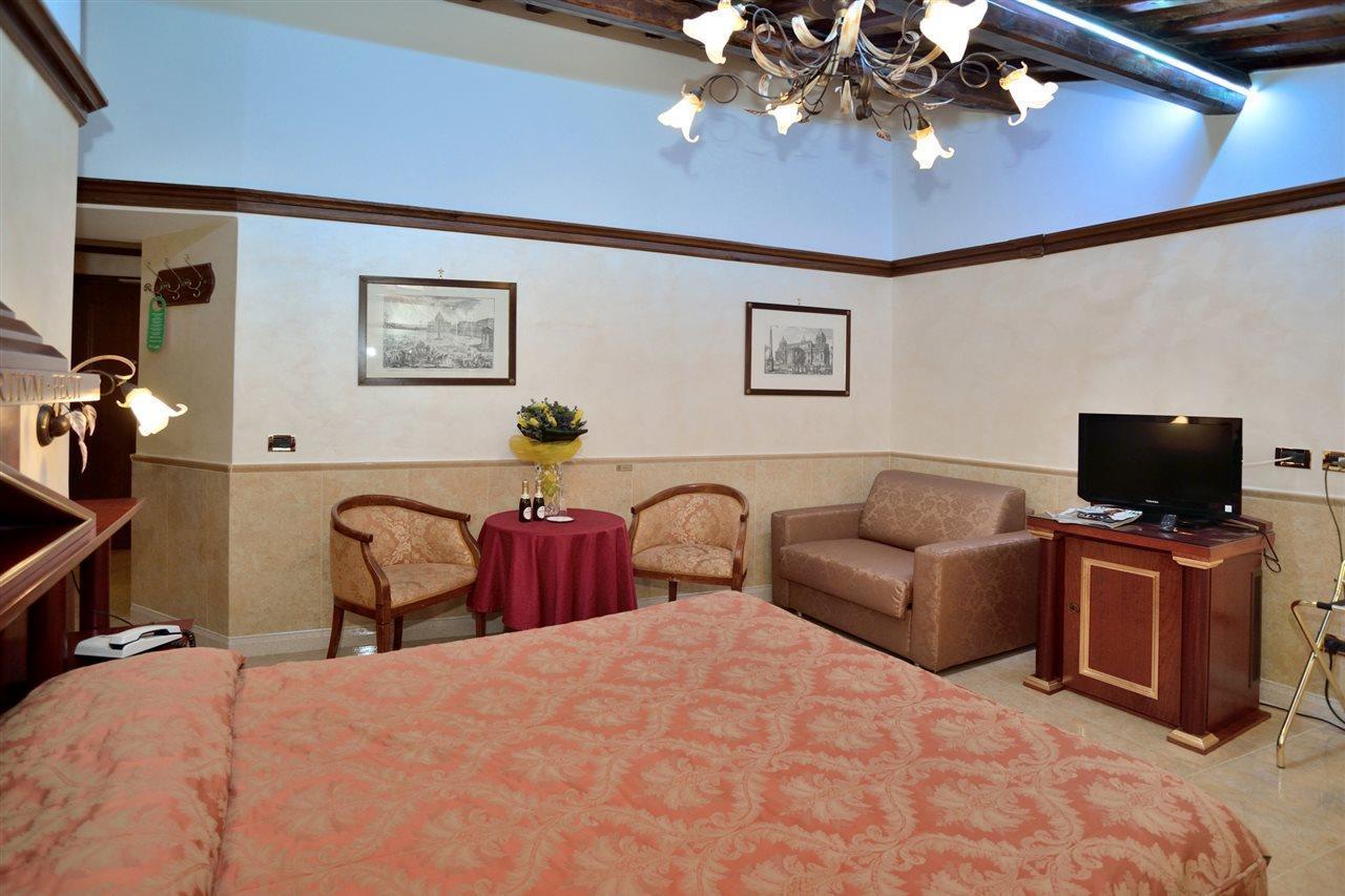 Hotel Pantheon Roma Esterno foto