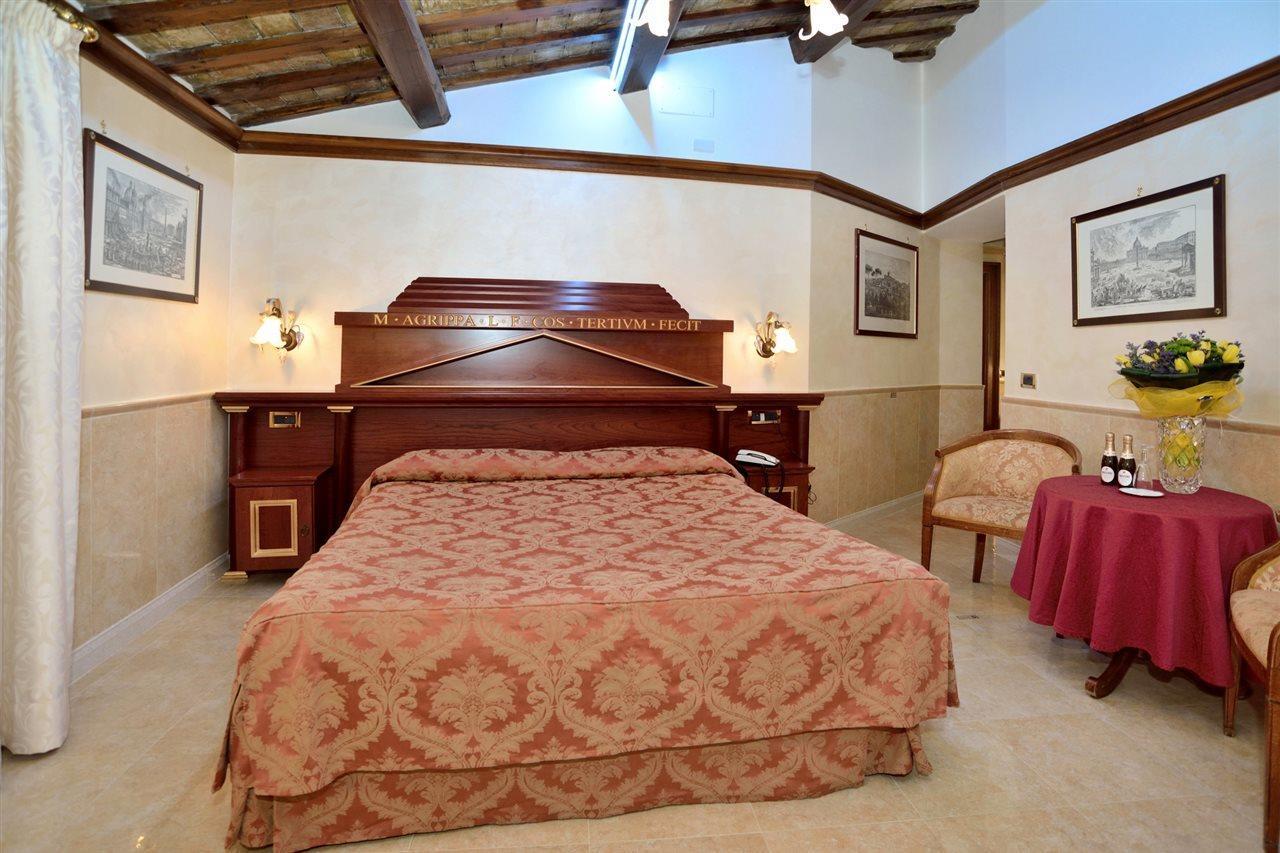Hotel Pantheon Roma Esterno foto